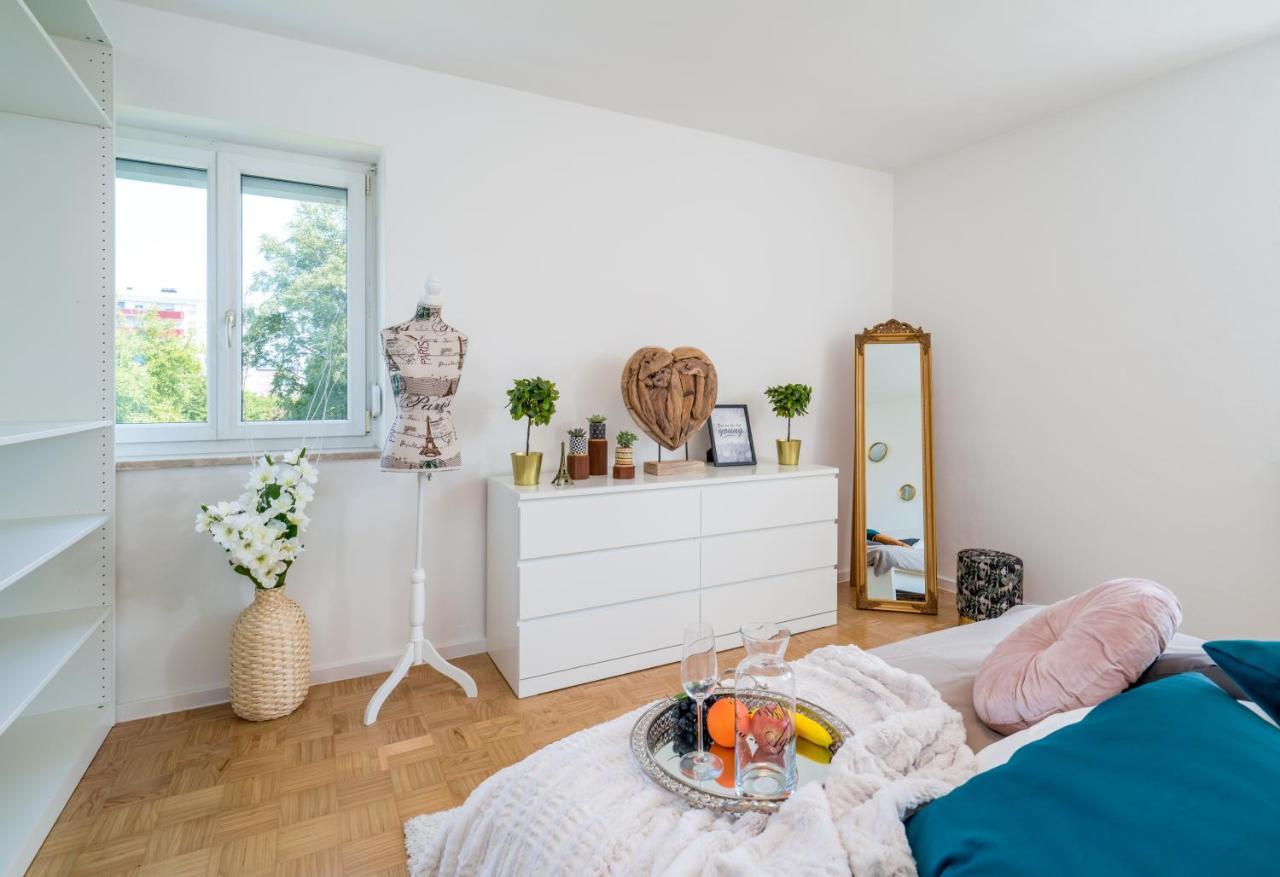 Eg Links-Wunderschoene 70M Grosse 2-Zimmer City Wohnung Naehe Salzburg Freilassing Exteriör bild