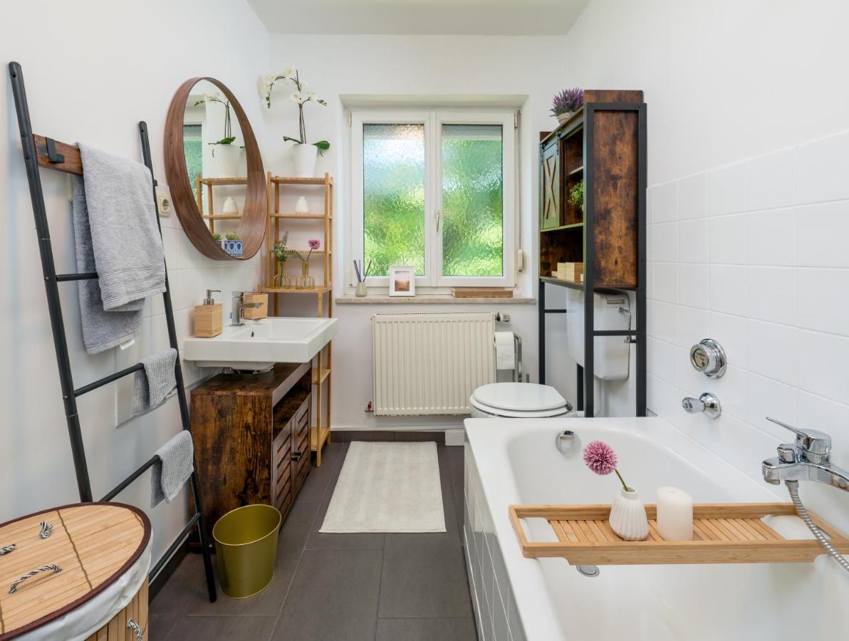 Eg Links-Wunderschoene 70M Grosse 2-Zimmer City Wohnung Naehe Salzburg Freilassing Exteriör bild